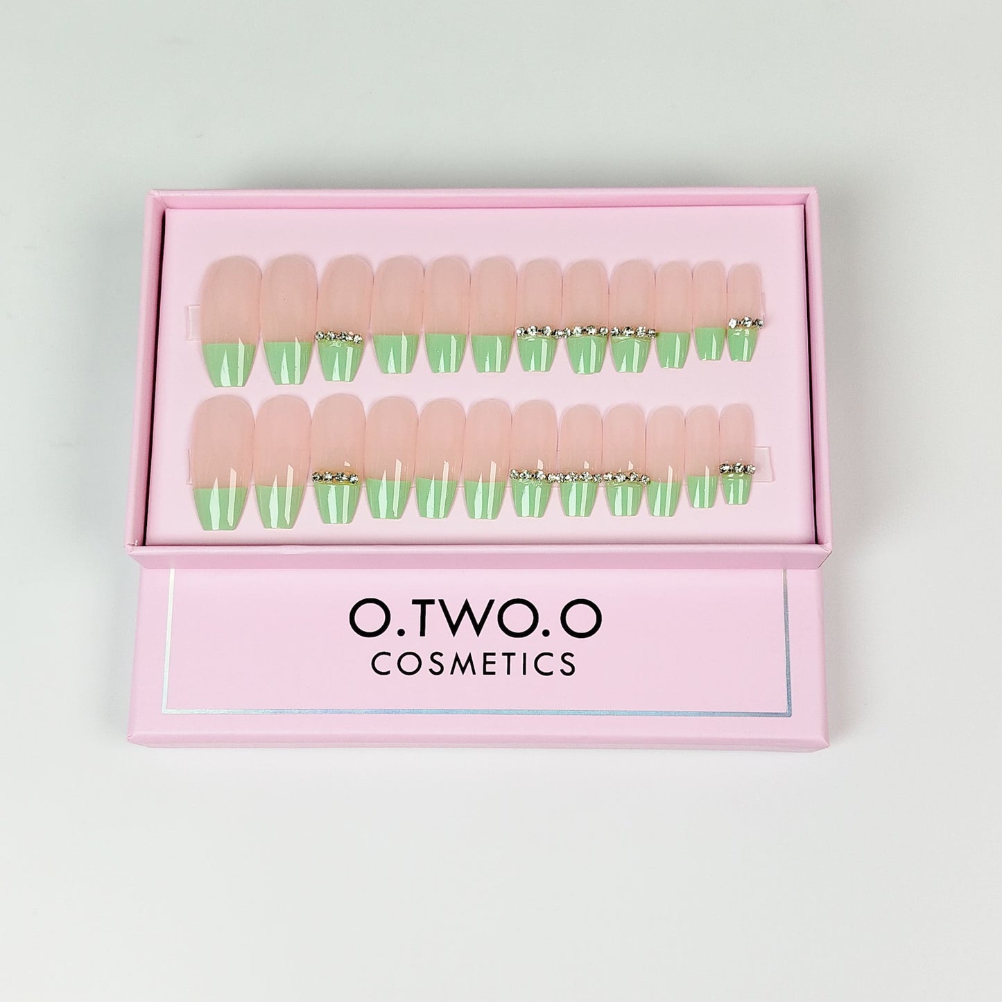 O.TWO.O Beautiful Matte Nails
