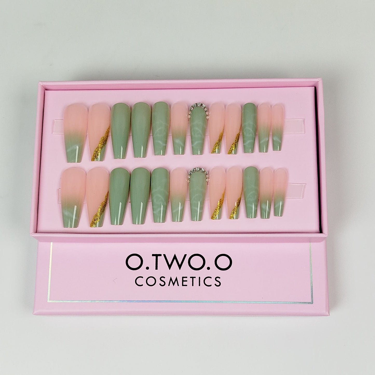 O.TWO.O Beautiful Matte Nails