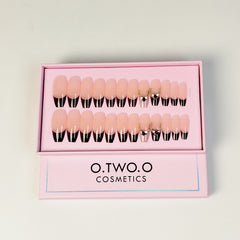 O.TWO.O Beautiful Matte Nails