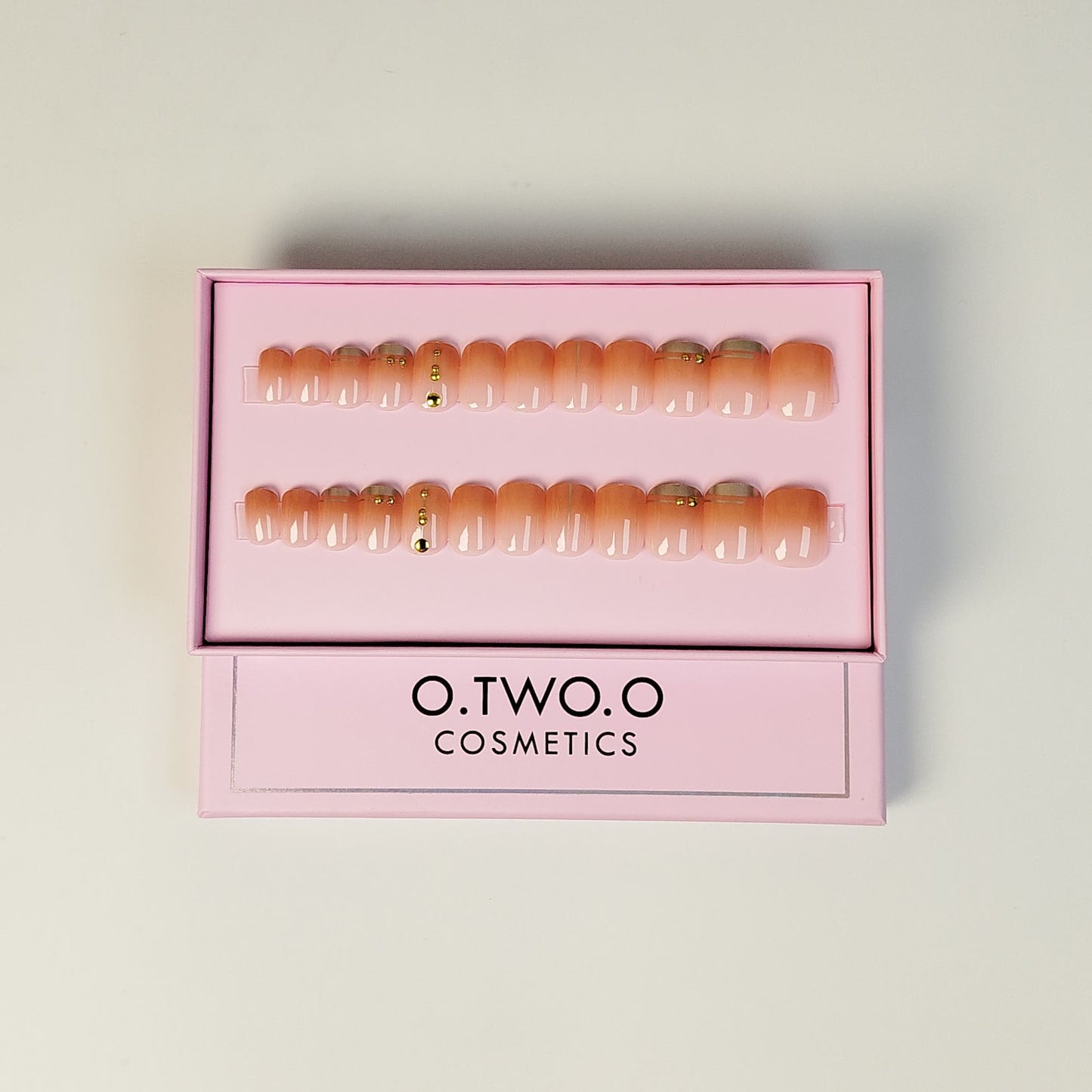 O.TWO.O Beautiful Matte Nails
