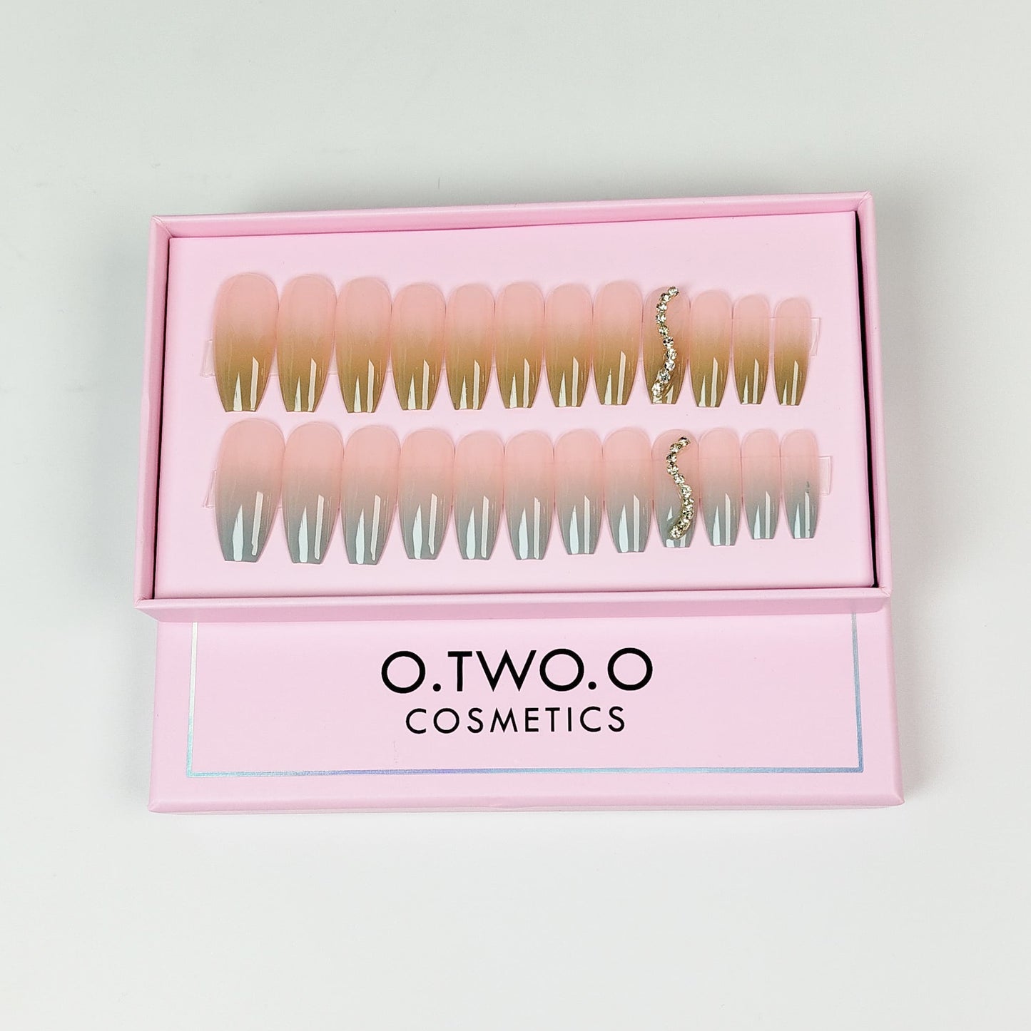O.TWO.O Beautiful Matte Nails