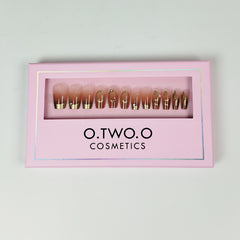 O.TWO.O Beautiful Matte Nails