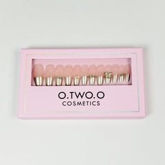 O.TWO.O Beautiful Matte Nails