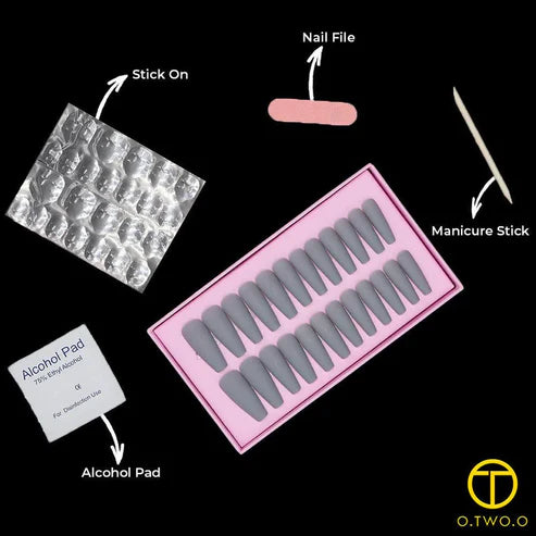 O.TWO.O Beautiful Hand Matte Nails