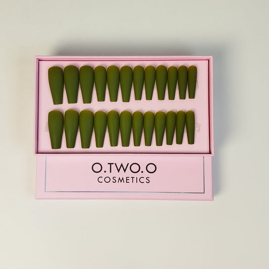 O.TWO.O Beautiful  Hand Matte Nails