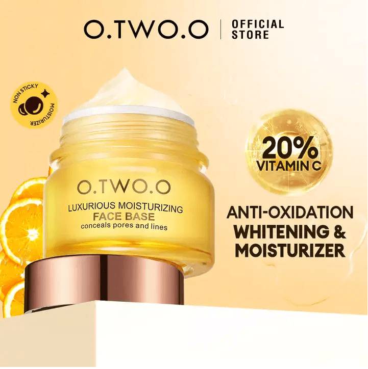 O.TWO.O LUXURIOUS MOISTURIZING FACE BASE - Otwoocosmetics