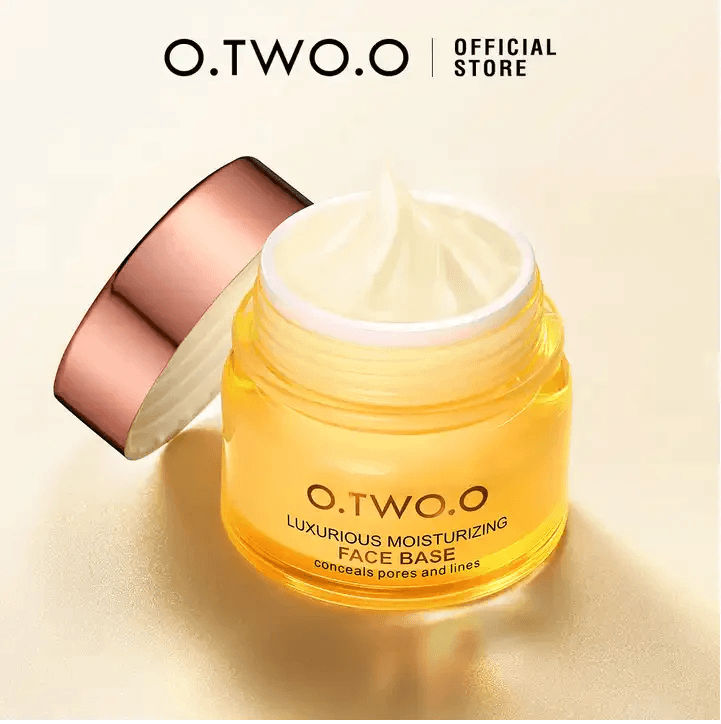 O.TWO.O LUXURIOUS MOISTURIZING FACE BASE - Otwoocosmetics