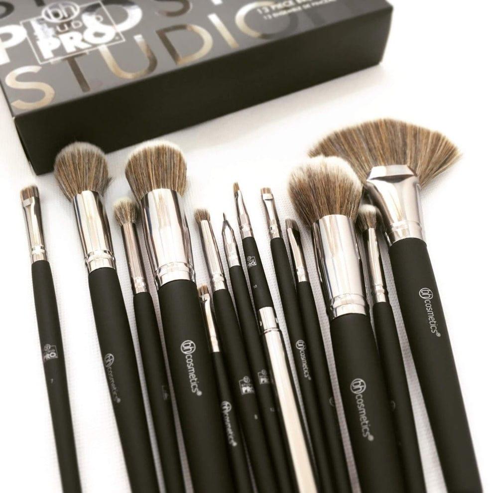 studio pro 13pice brush set - Otwoocosmetics