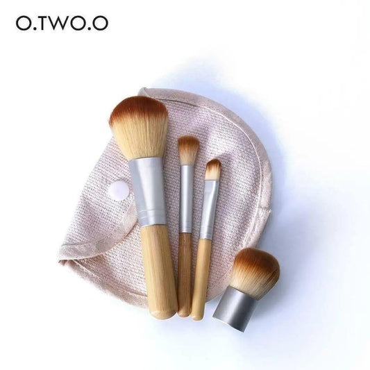 O.TWO.O 4 PIECES BAMBOO BRUSH SET - Otwoocosmetics