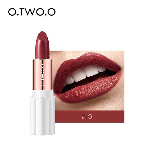 O.TWO.O VELVET SHAPING LIPSTICK - Otwoocosmetics