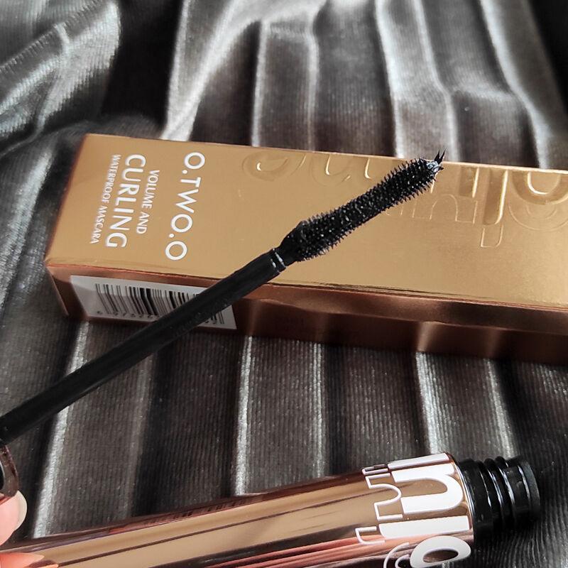 O.TWO.O Volume & Curling Mascara - Otwoocosmetics